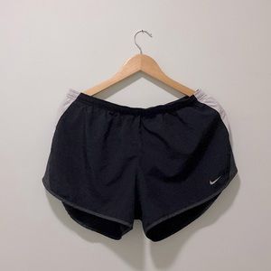 Black Nike shorts